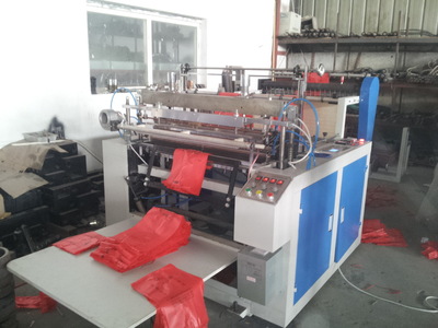 【廠家直銷(xiāo)供應(yīng)優(yōu)質(zhì)【單排】熱封熱切背心袋制袋機(jī) 整套需配沖口機(jī)】?jī)r(jià)格,廠家,圖片,塑料制袋機(jī)械,瑞安市云江塑料機(jī)械-